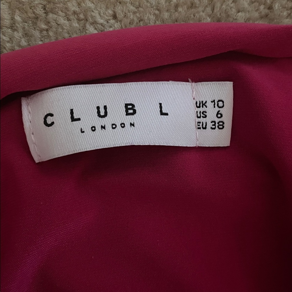 Club London Runched mini dress raspberry color with drape side train - Picture 8 of 11